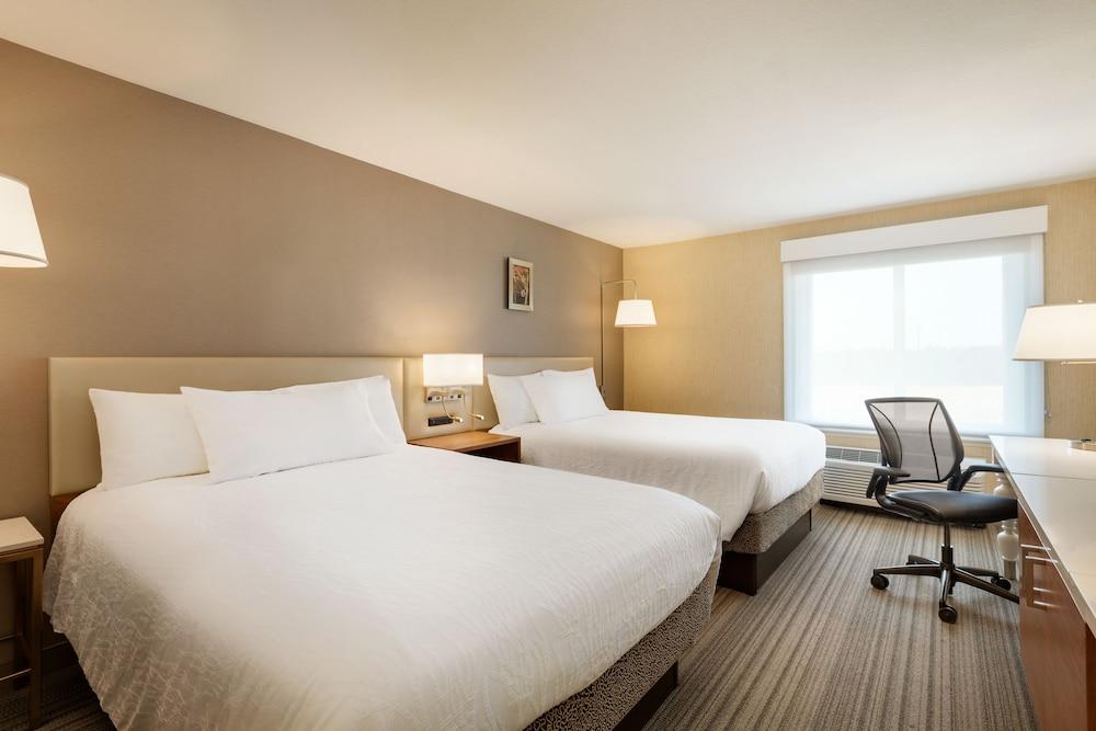 Hilton Garden Inn Roseville Buitenkant foto