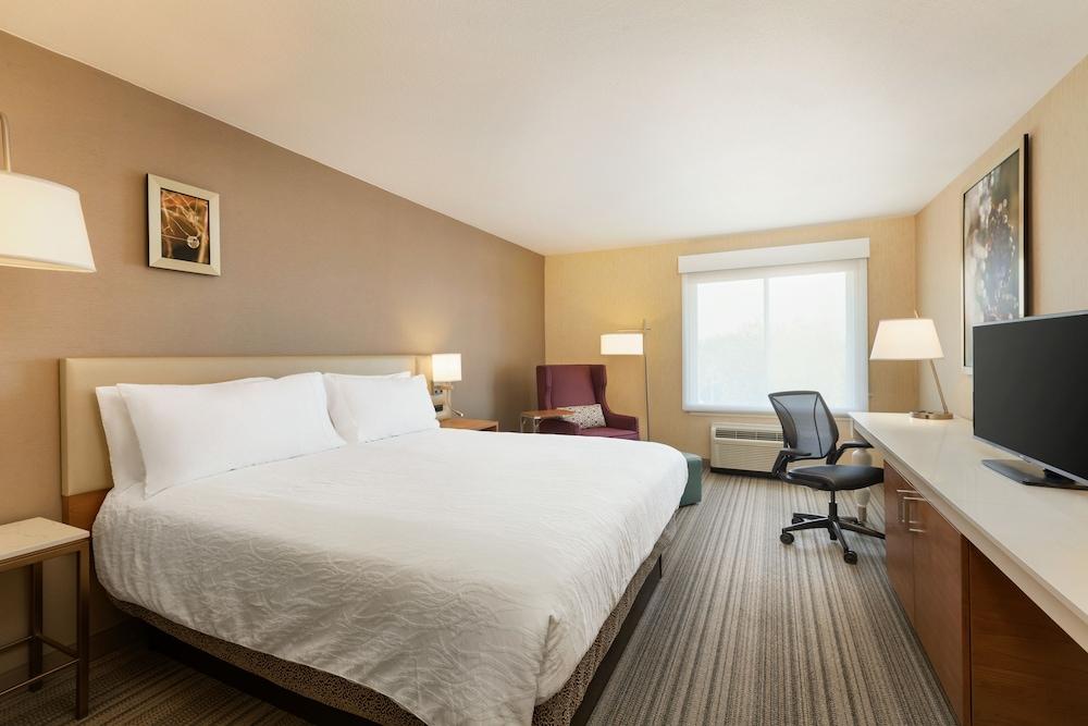 Hilton Garden Inn Roseville Buitenkant foto