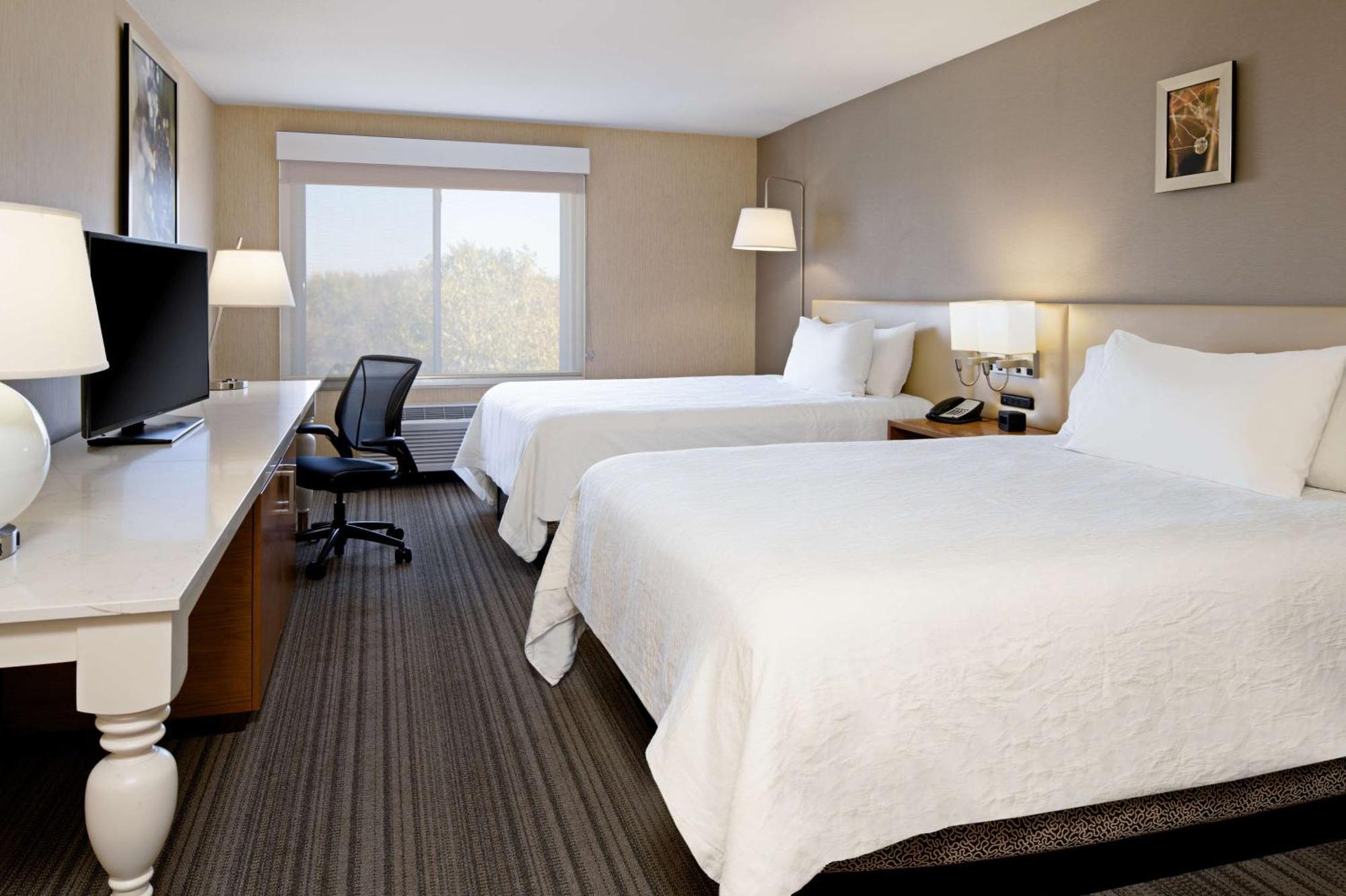 Hilton Garden Inn Roseville Buitenkant foto