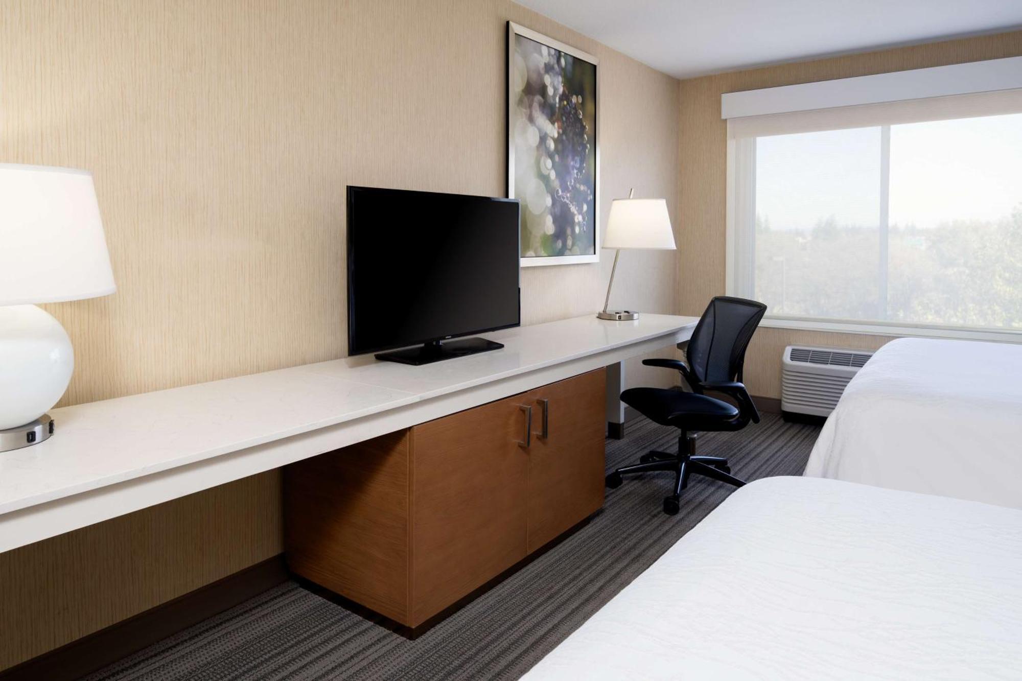Hilton Garden Inn Roseville Buitenkant foto