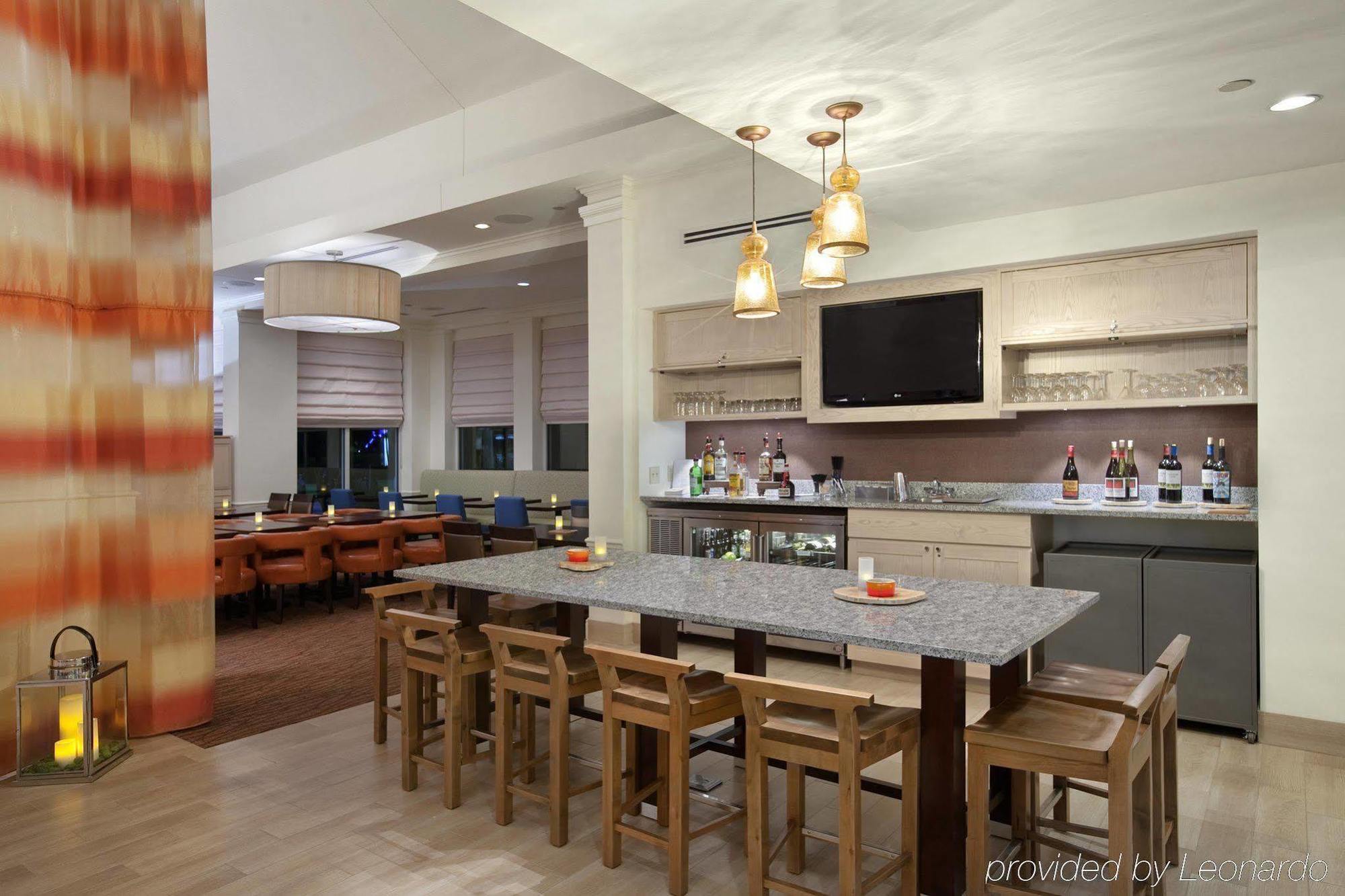 Hilton Garden Inn Roseville Buitenkant foto